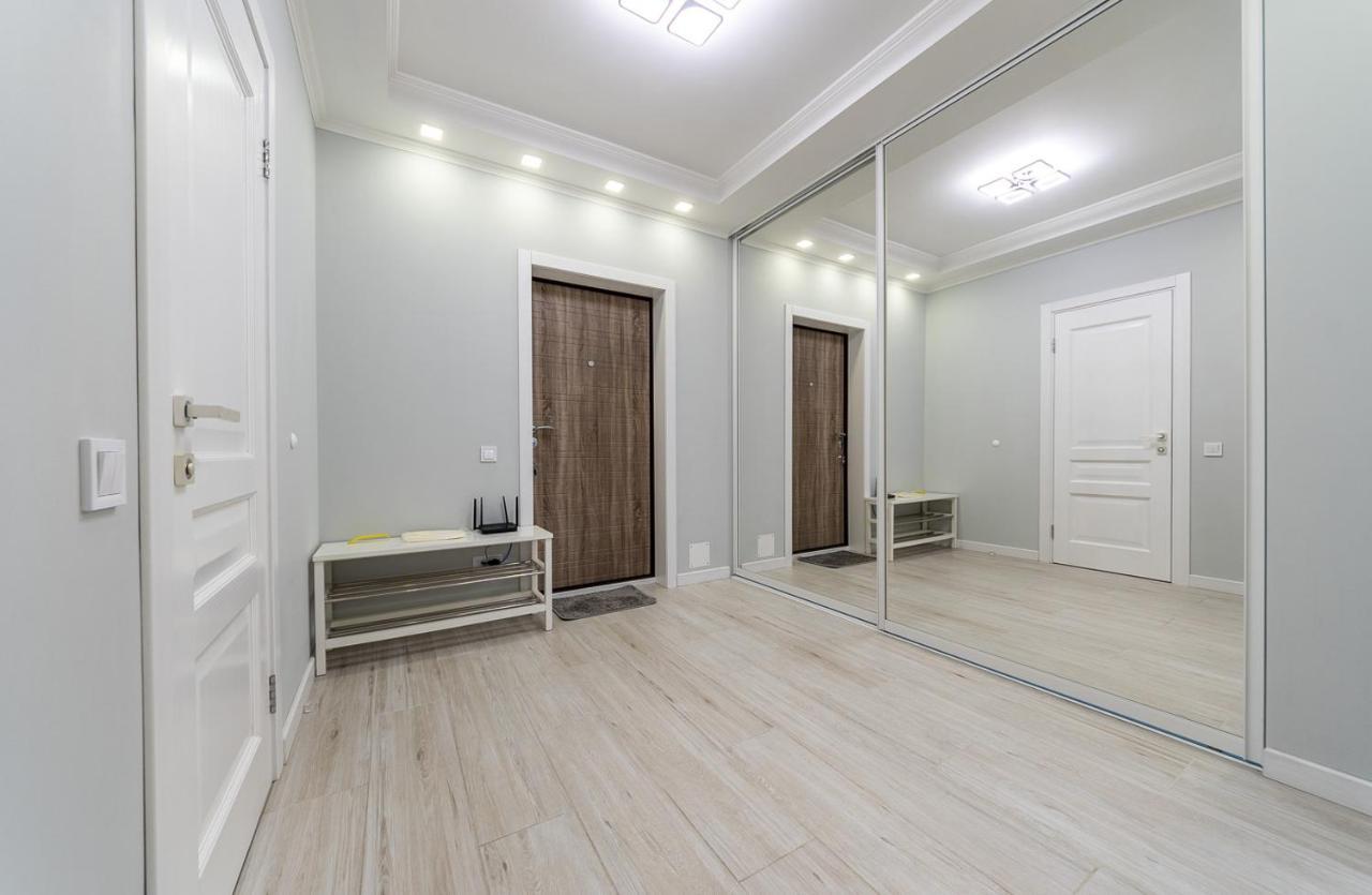Ferienwohnung Flatrent Drahomanova 2A Kiew Exterior foto