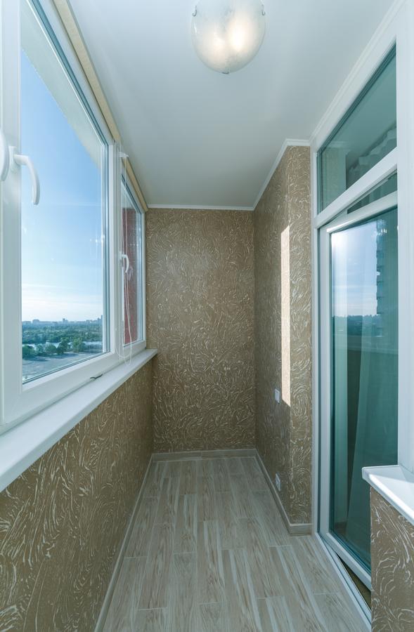 Ferienwohnung Flatrent Drahomanova 2A Kiew Exterior foto
