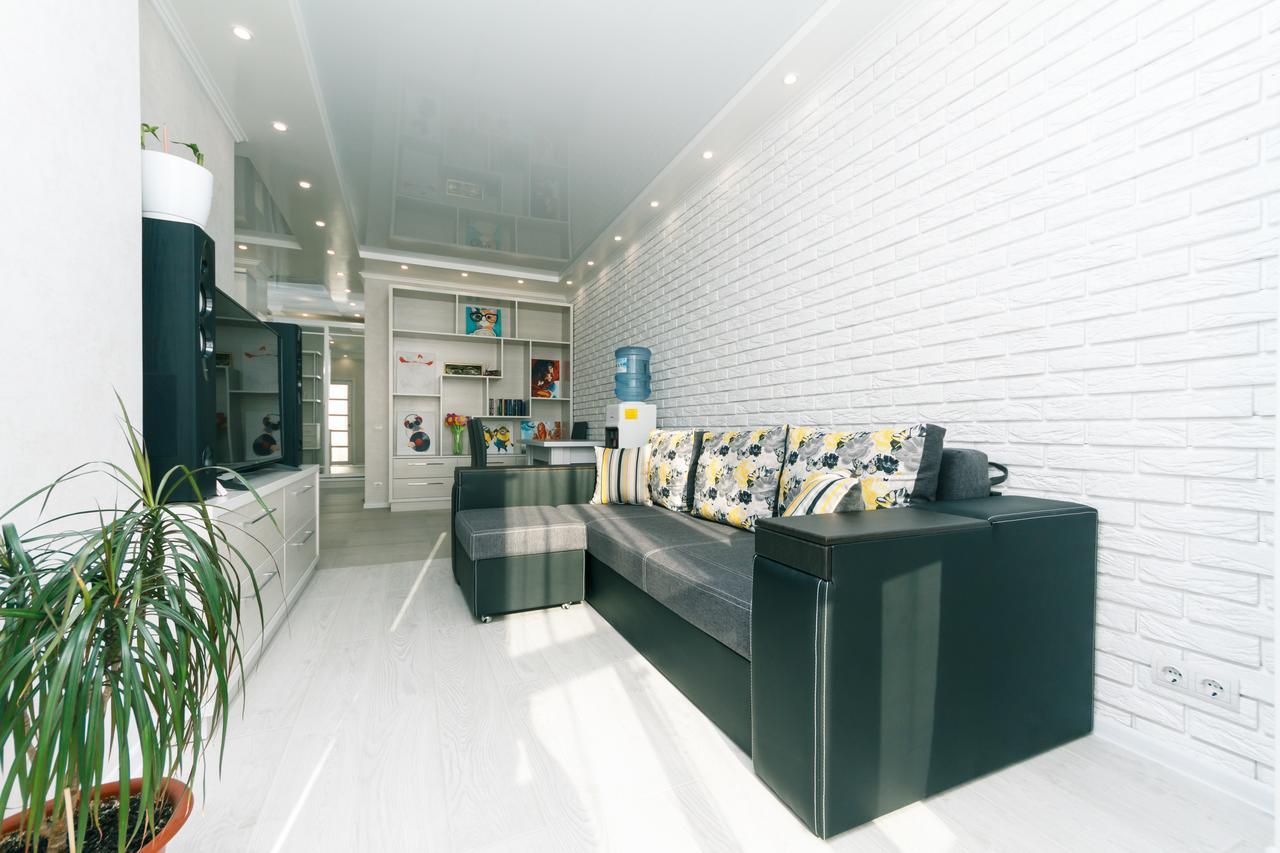 Ferienwohnung Flatrent Drahomanova 2A Kiew Exterior foto
