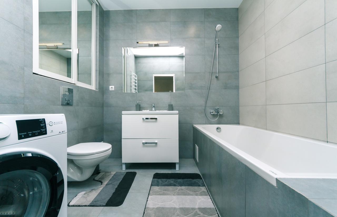 Ferienwohnung Flatrent Drahomanova 2A Kiew Exterior foto