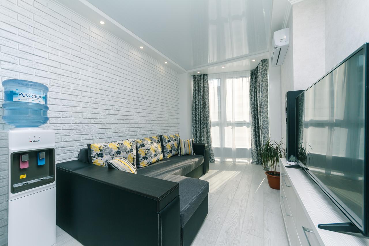Ferienwohnung Flatrent Drahomanova 2A Kiew Exterior foto